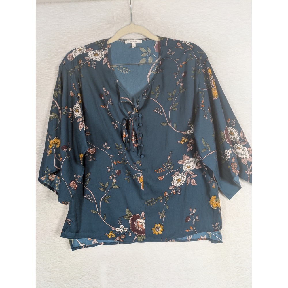 Maurices Blouse Women's S Teal Floral Lace Up V-Neck Kimono Sleeve High-Low
